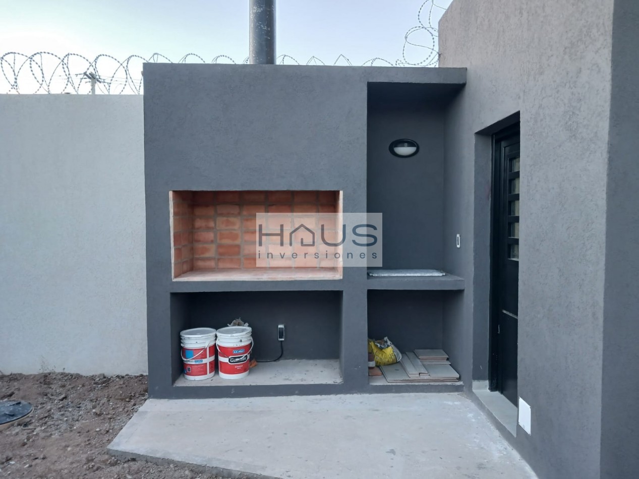VENTA DUPLEX, TRES DORMITORIOS, A ESTRENAR, BARRIO LOS PLATANOS, CIPOLLETTI, RIO NEGRO